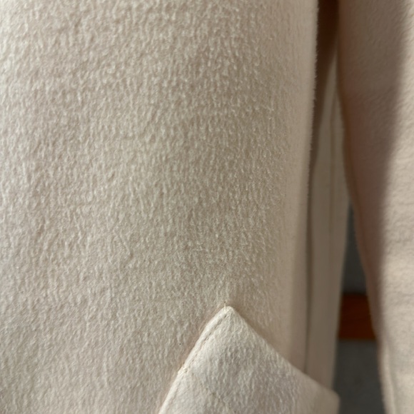 Oversized coat - Picture 3 of 6